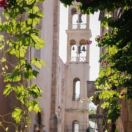 Lindas Convent Garden 2 度假居 *