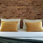 بيت للعطل Lindas Convent Garden 2 *