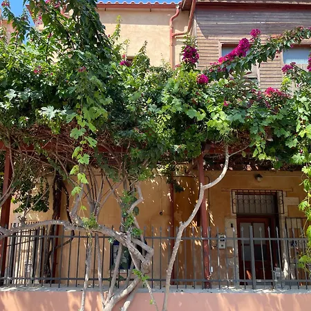 Lindas Convent Garden 2 * Chania (Crete)