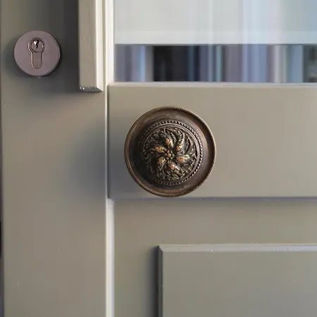 Lindas Convent Garden 2