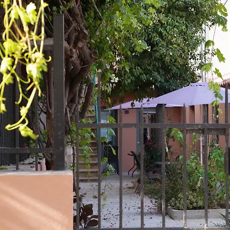 Lindas Convent Garden 2 Semesterbostad *